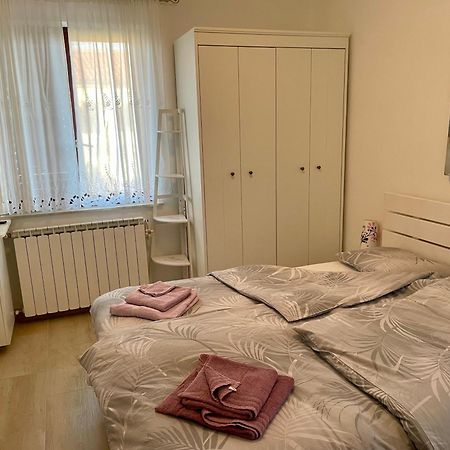 Apartments Kolorcek Изола Экстерьер фото