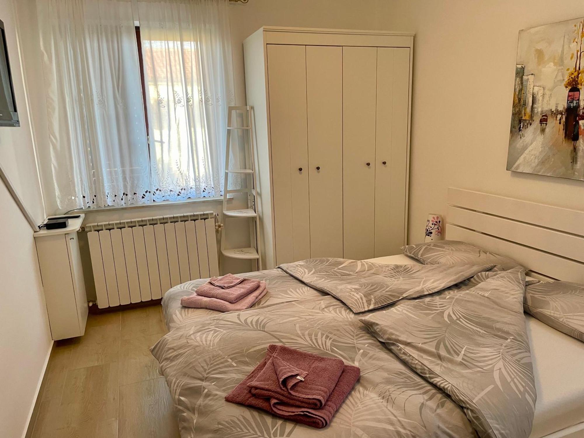 Apartments Kolorcek Изола Экстерьер фото