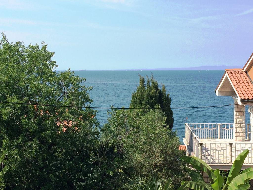 Apartments Kolorcek Изола Экстерьер фото