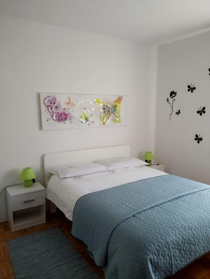 Apartments Kolorcek Изола Экстерьер фото